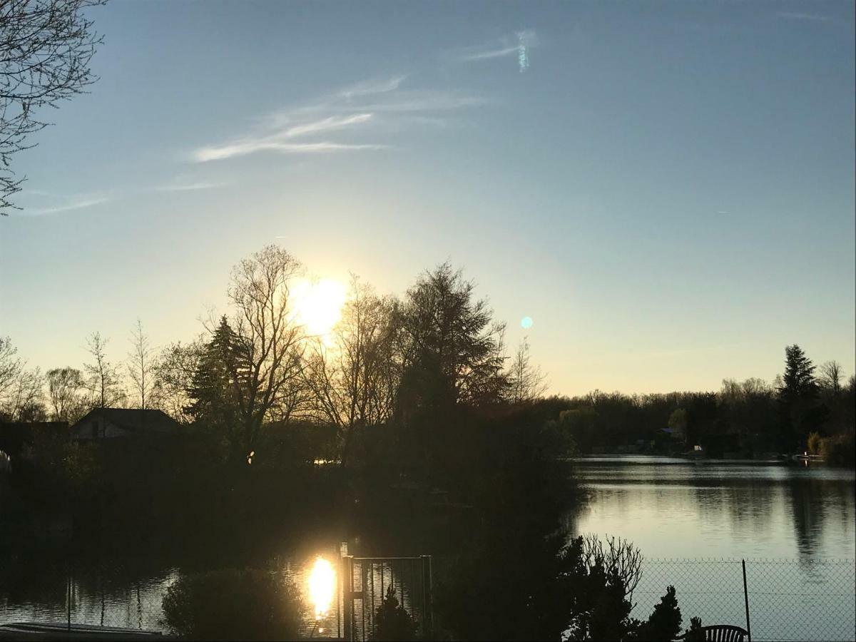 Le Chalet Du Lac - Domaine De La Goujonne Saint-Sauveur-lès-Bray 외부 사진