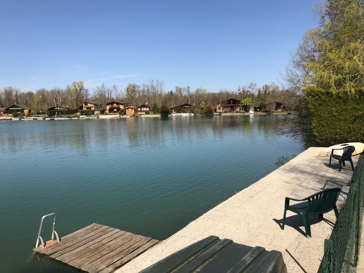 Le Chalet Du Lac - Domaine De La Goujonne Saint-Sauveur-lès-Bray 외부 사진